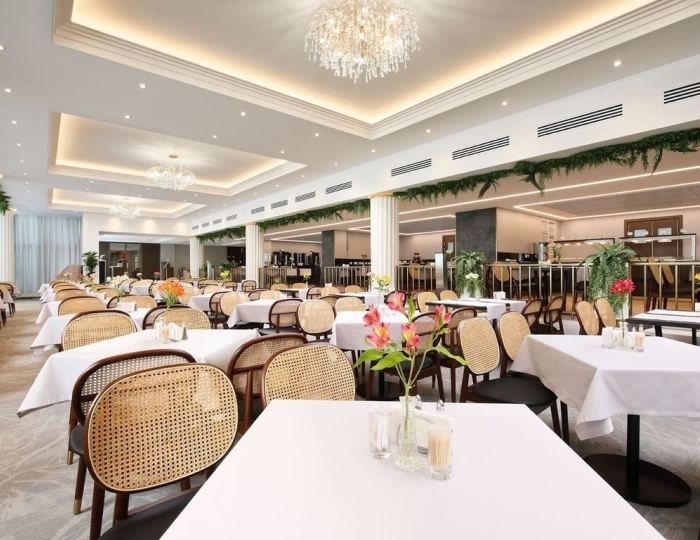 Обеденный зал - Санаторий «Плаза» Кисловодск