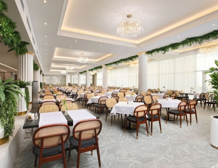 Обеденный зал - Санаторий «Плаза» Кисловодск